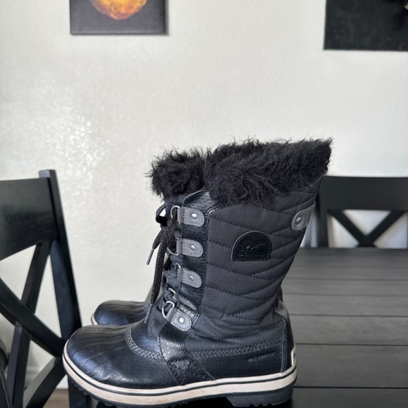 Sorel Black duckboots size 7 us - Picture 4 of 6